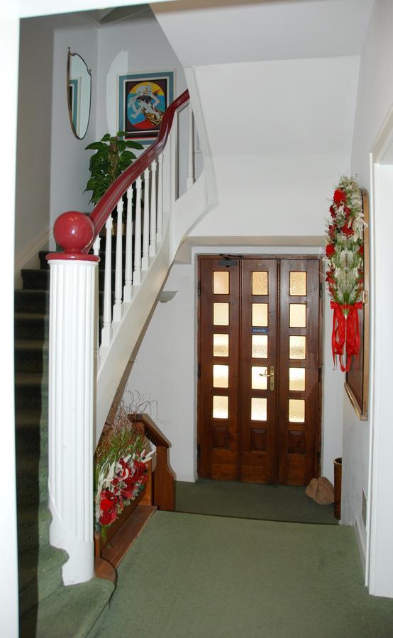 Oasi Hotel 2*